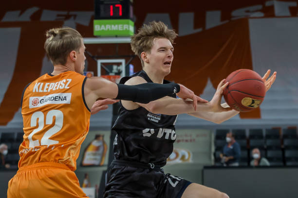 诺伊尔的头 诺伊尔的头